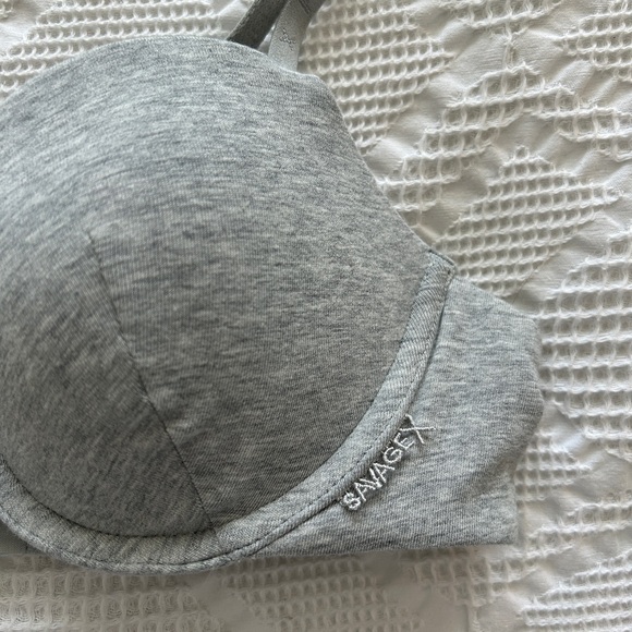 Savage X Fenty Gray Bra - Picture 2 of 4